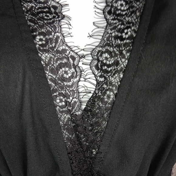 Altar'd State Jumpsuit Womens Small Black Lace Trim Deep V Back Zip Tie Waist - Picture 6 of 14